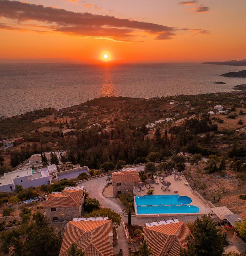 Strofilia Authentic Villas Skinaria ภายนอก รูปภาพ