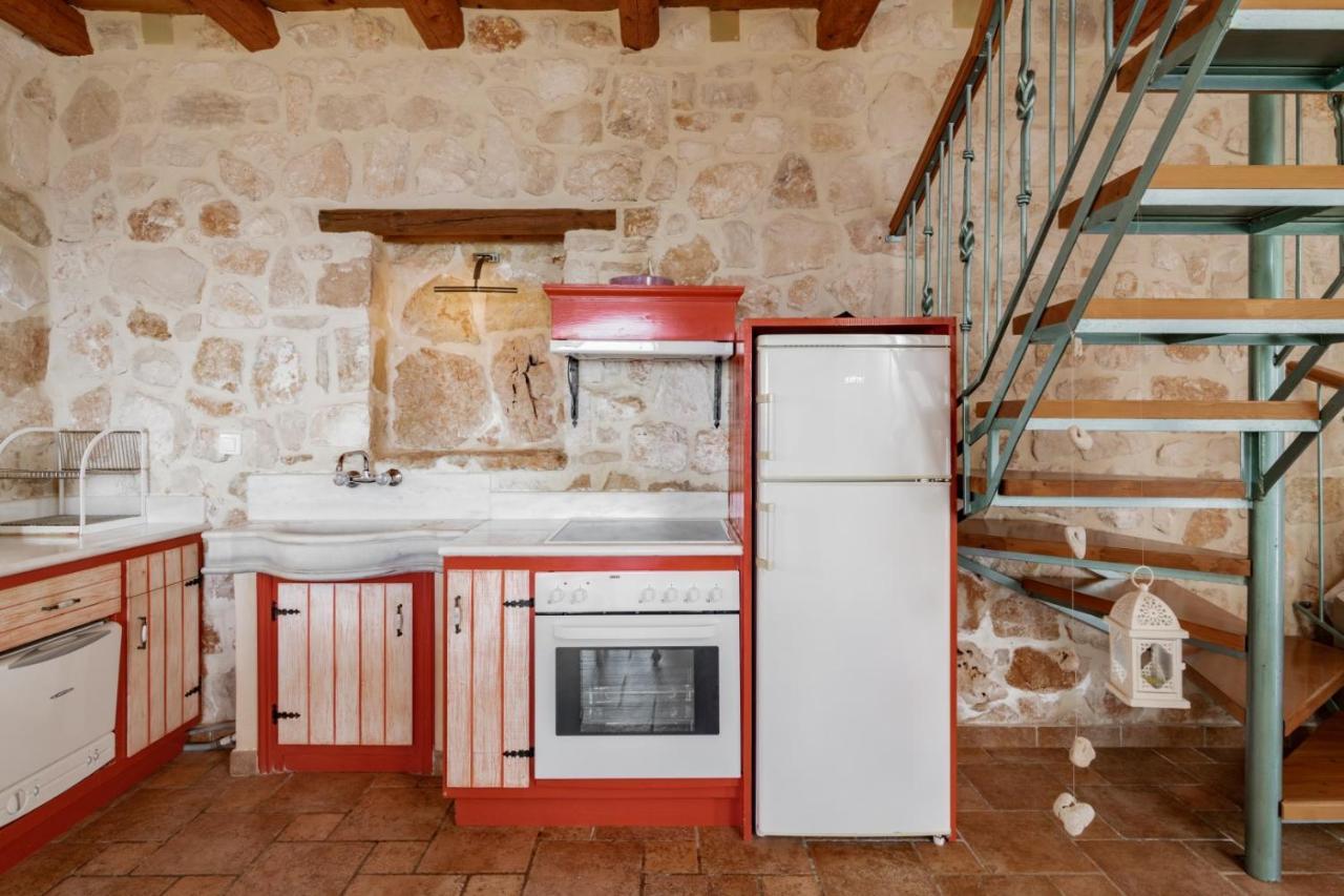 Strofilia Authentic Villas Skinaria ภายนอก รูปภาพ