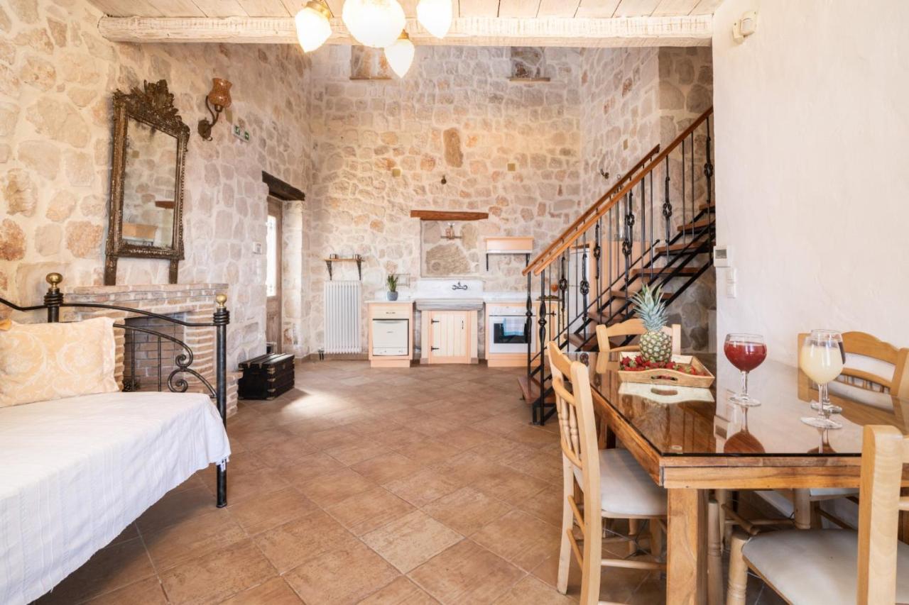 Strofilia Authentic Villas Skinaria ภายนอก รูปภาพ