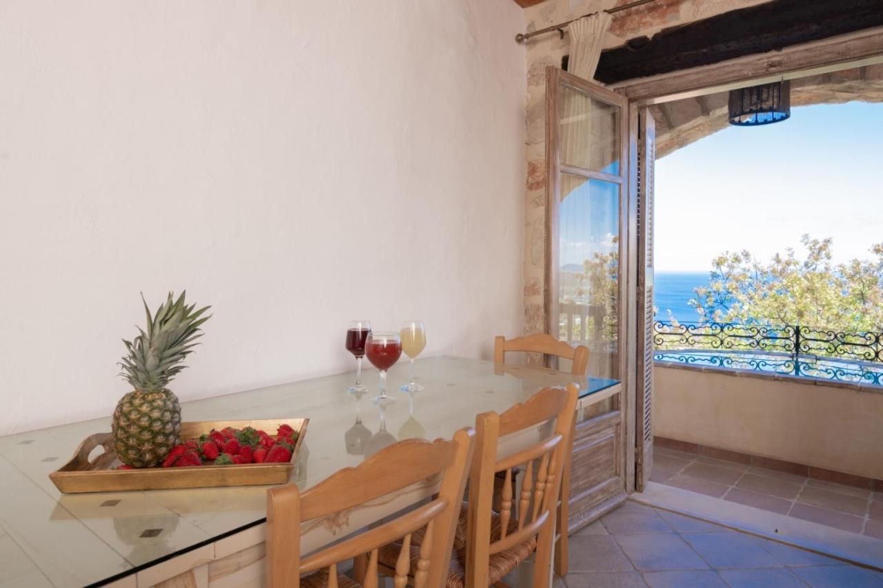 Strofilia Authentic Villas Skinaria ภายนอก รูปภาพ